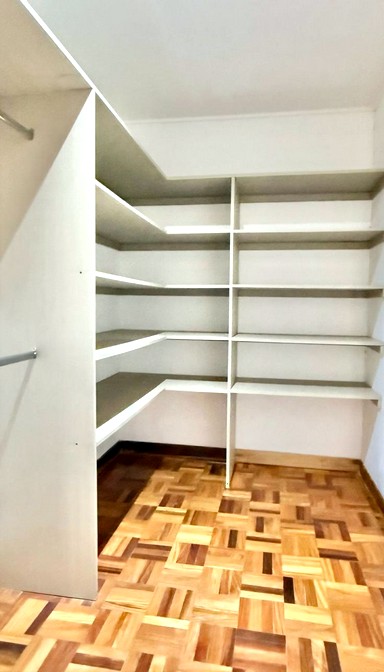 foto walking closet casa escazu