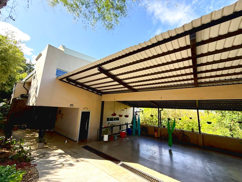 foto de la entrada de la casa en santa ana